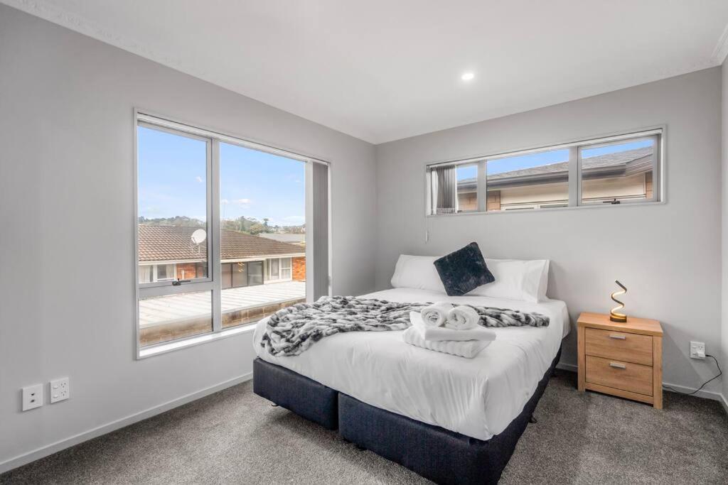 Airport & City At Your Doorstep! The Central Charm Auckland Exterior photo